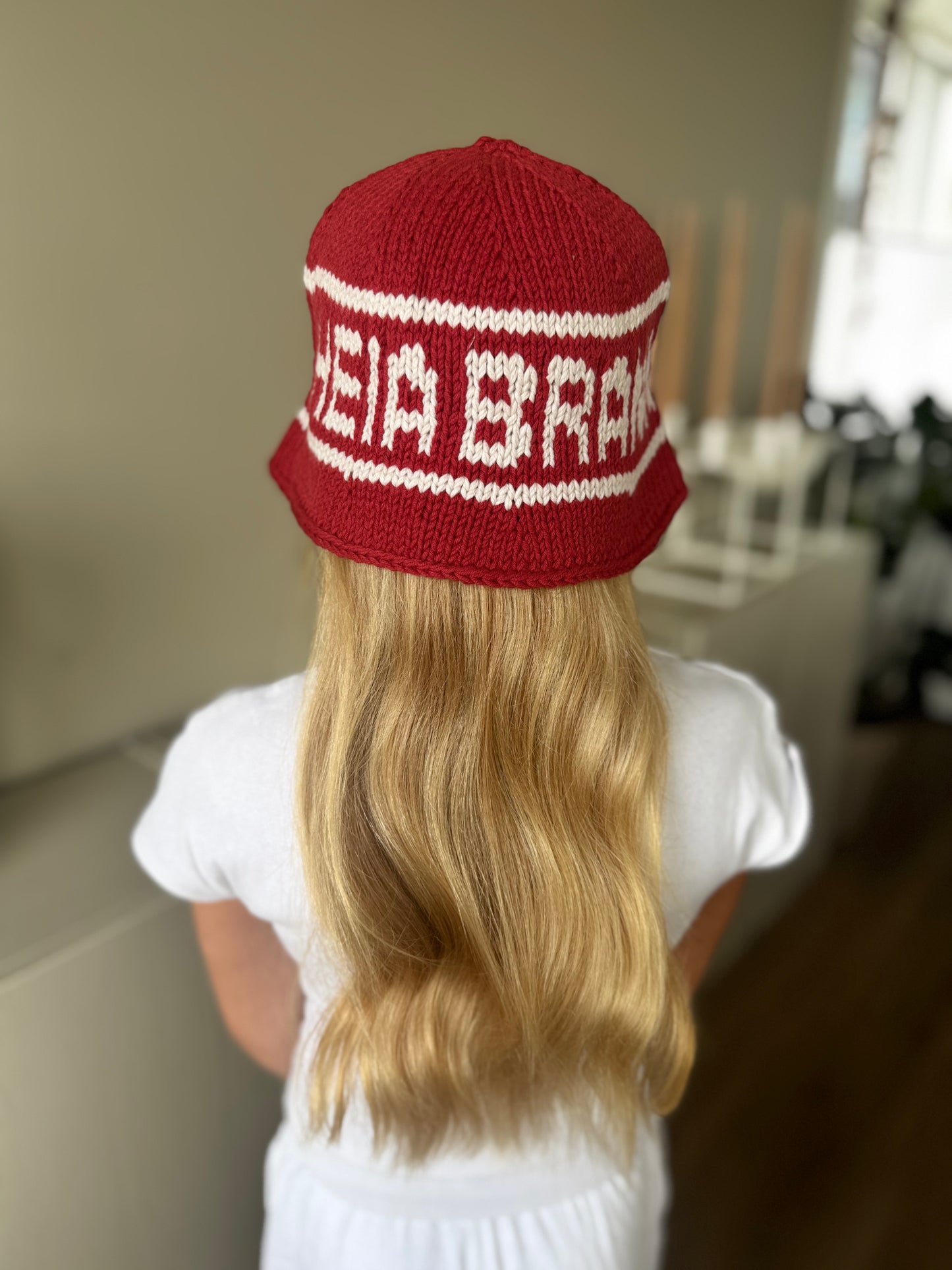 HEIA BRANN buckethat (english)